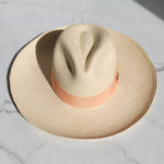 Fedora Large Brim - Natural/Salmon Band